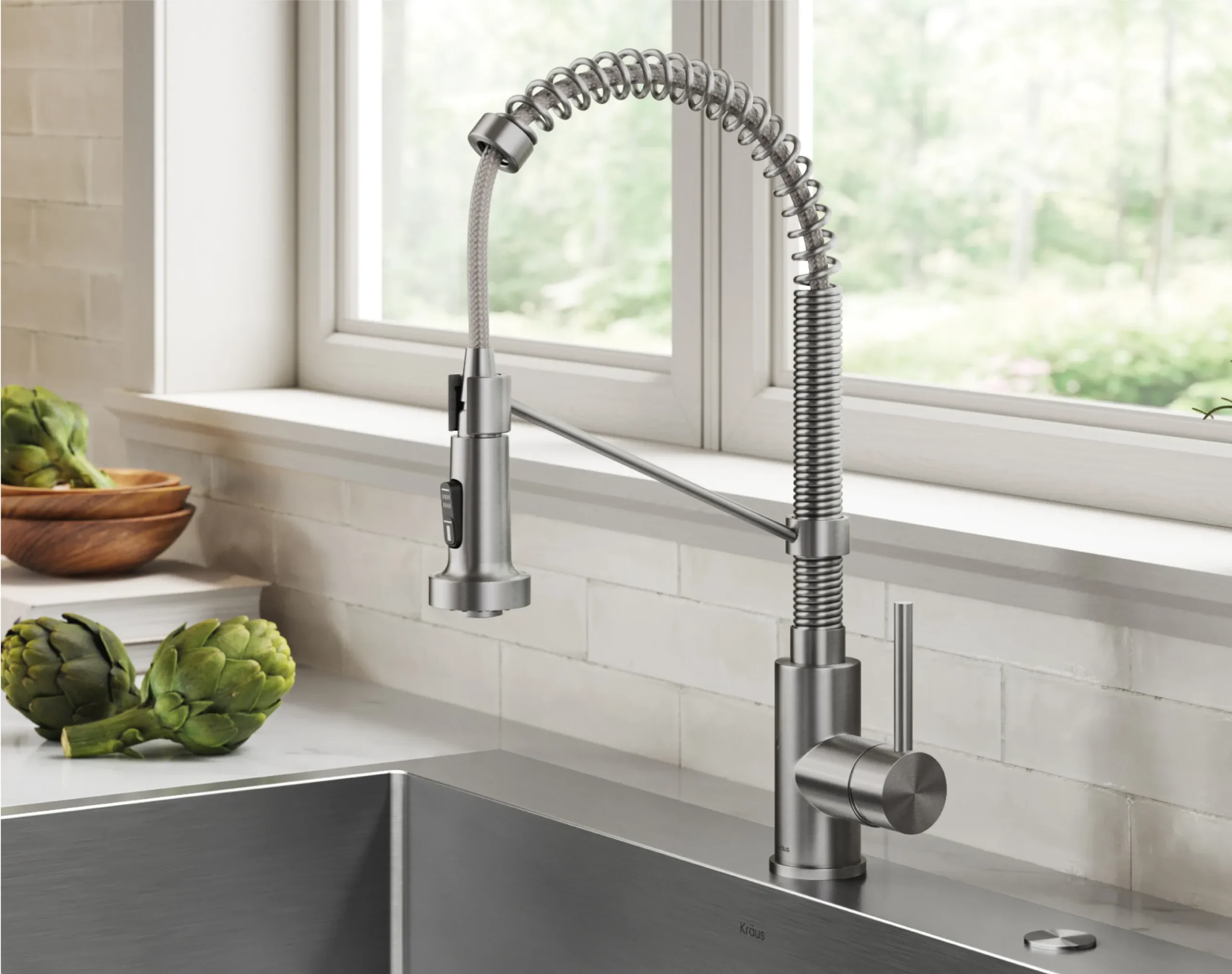 Kitchen_Faucets_pull-down_faucets